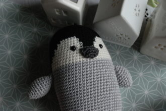 Baby penguin amigurumi