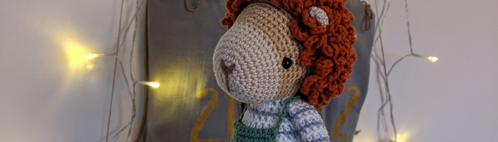 Salopette au crochet pour amigurumi